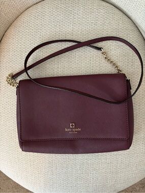 kate spade burgundy saffiano crossbody with gold-tone chain